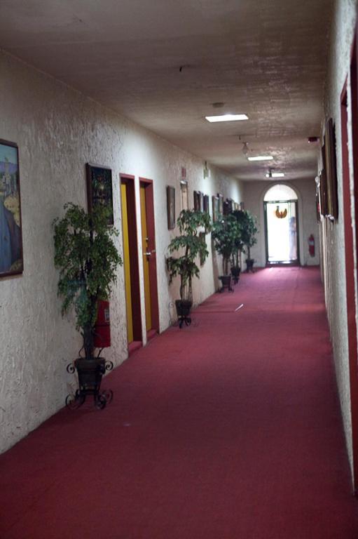 Phoenix Hotel Анхелес Экстерьер фото
